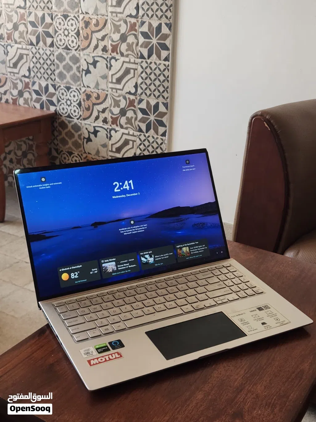 ASUS zenbook 15 15.6” 4K screen لابتوب ب مواصفات رهيبة