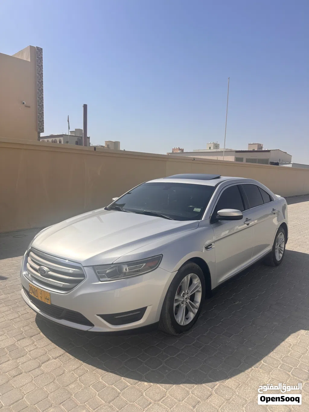 Ford Taurus SEL