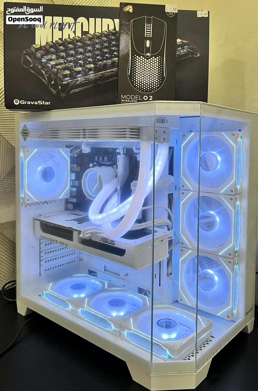 Pc مع ماوس وكيبورد جديد