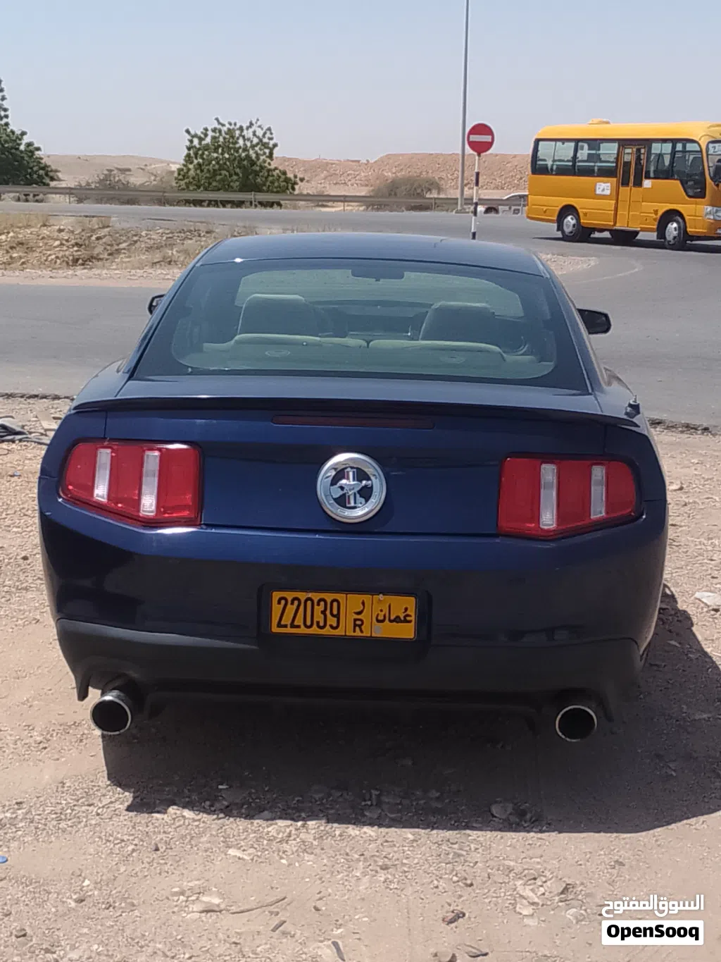 Ford Mustang Standard V6