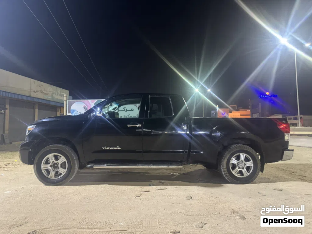 Toyota Tundra SR5