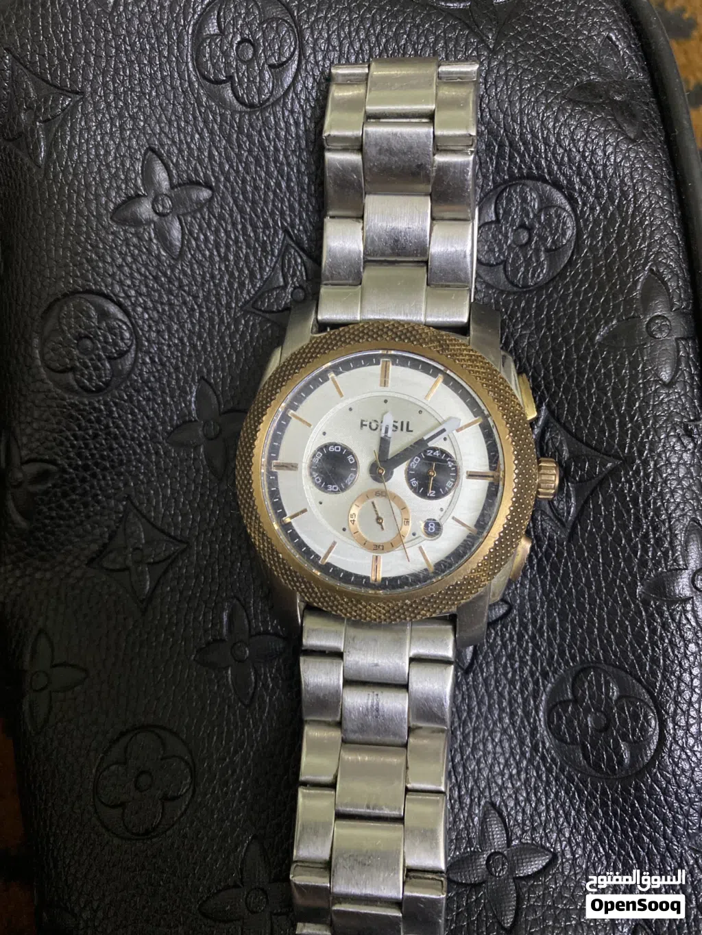 ساعه fossil للبيع