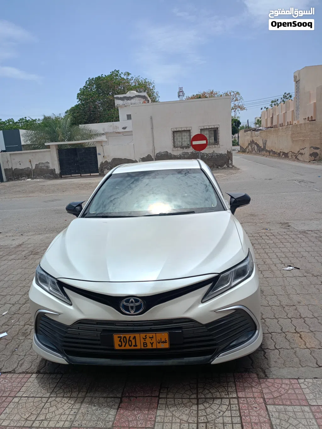 تويوتا كامري LE