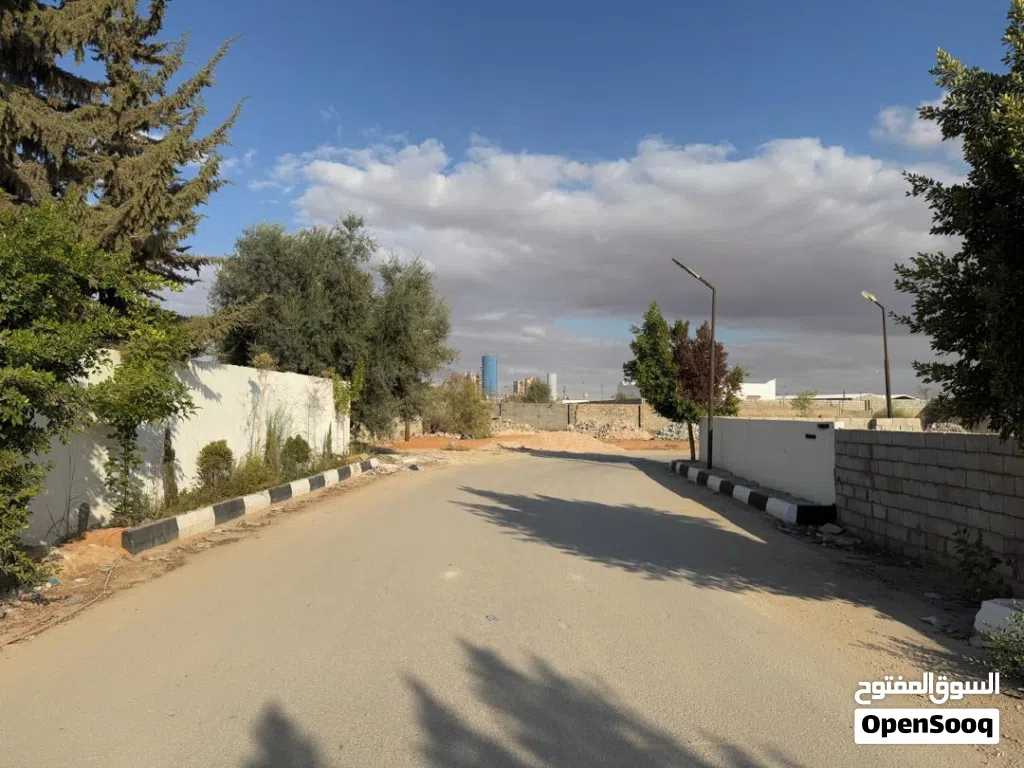 قطعة ارض في حي نافو