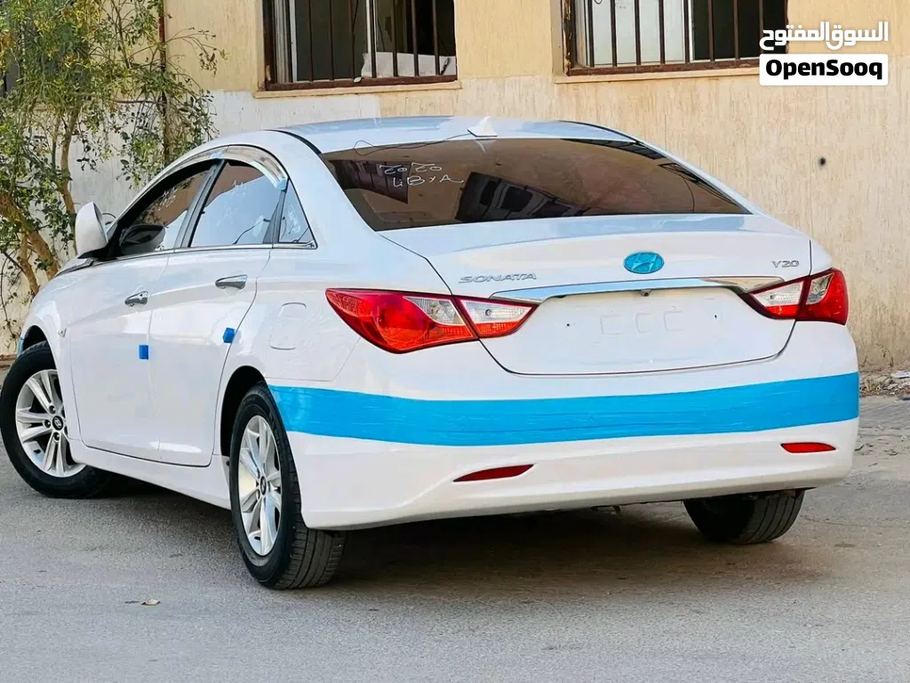 Hyundai Sonata Blue