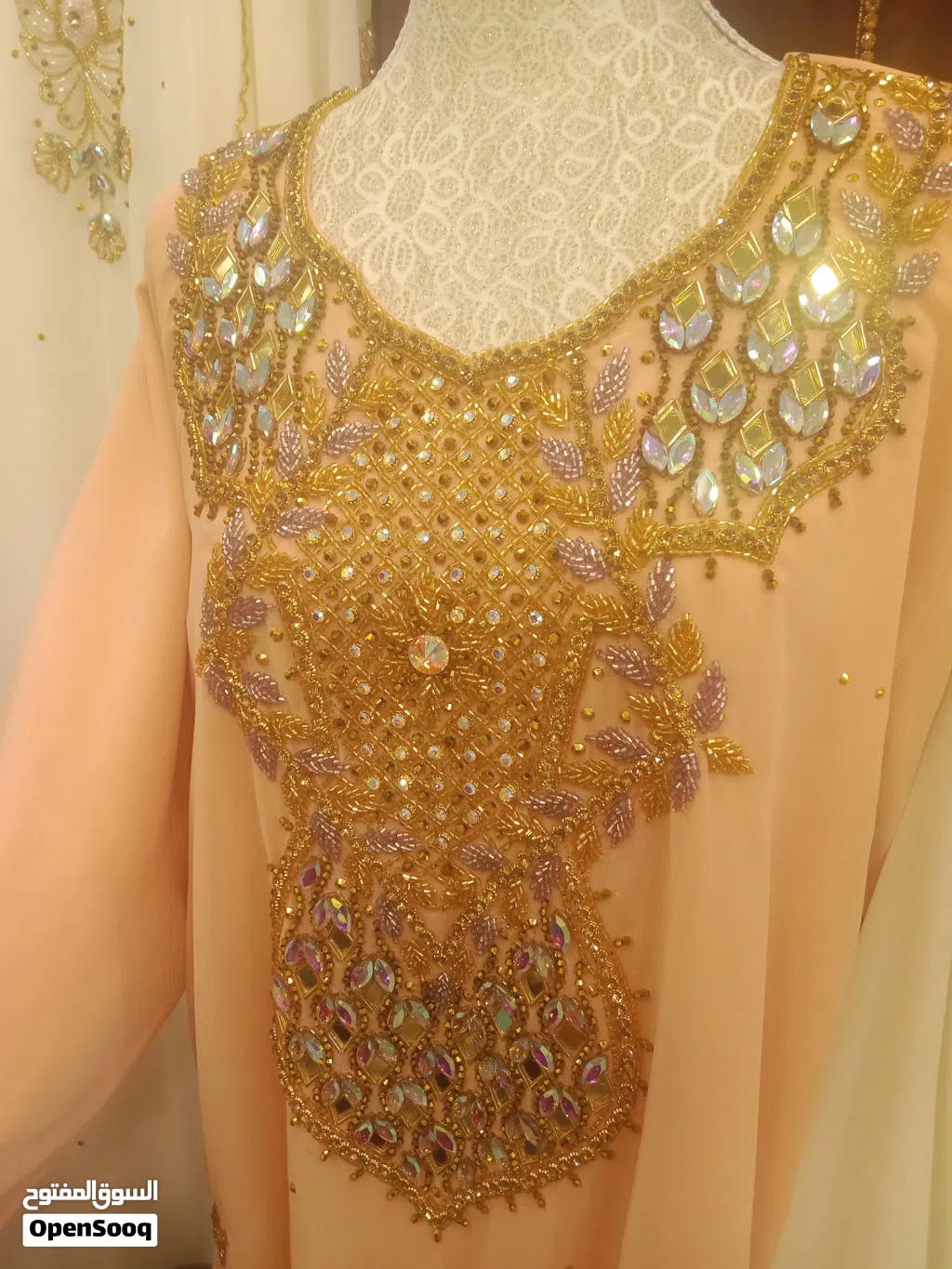 I have a business of Jalabiya dresses, I make them and sell them. The price of one dress is 35 OMR