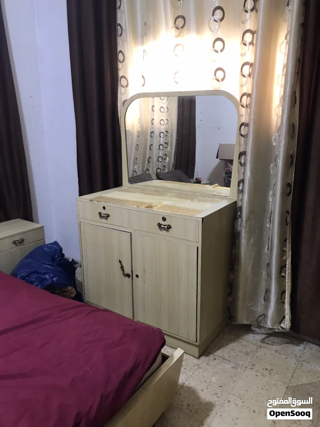 غرفة نوم كاملة خشب ثقيل ملبس فرميكا