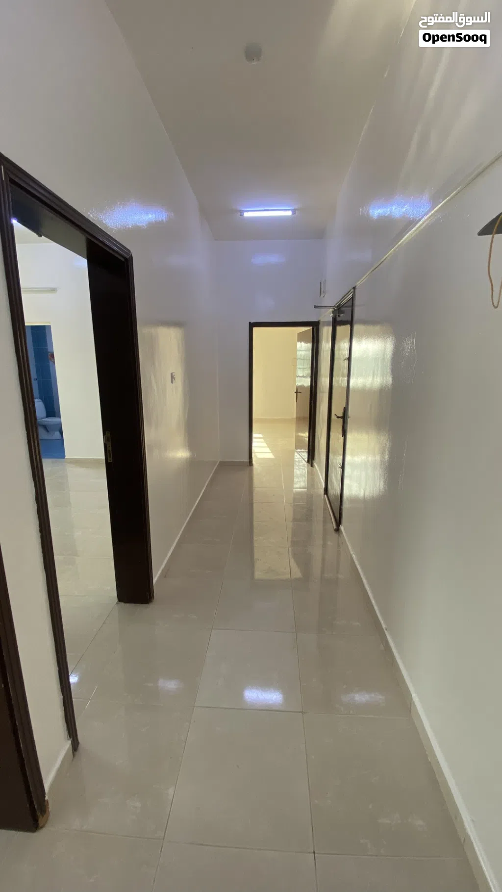 شقة للإيجار للعائلات العُمانية فقط – بجانب جامع الباري