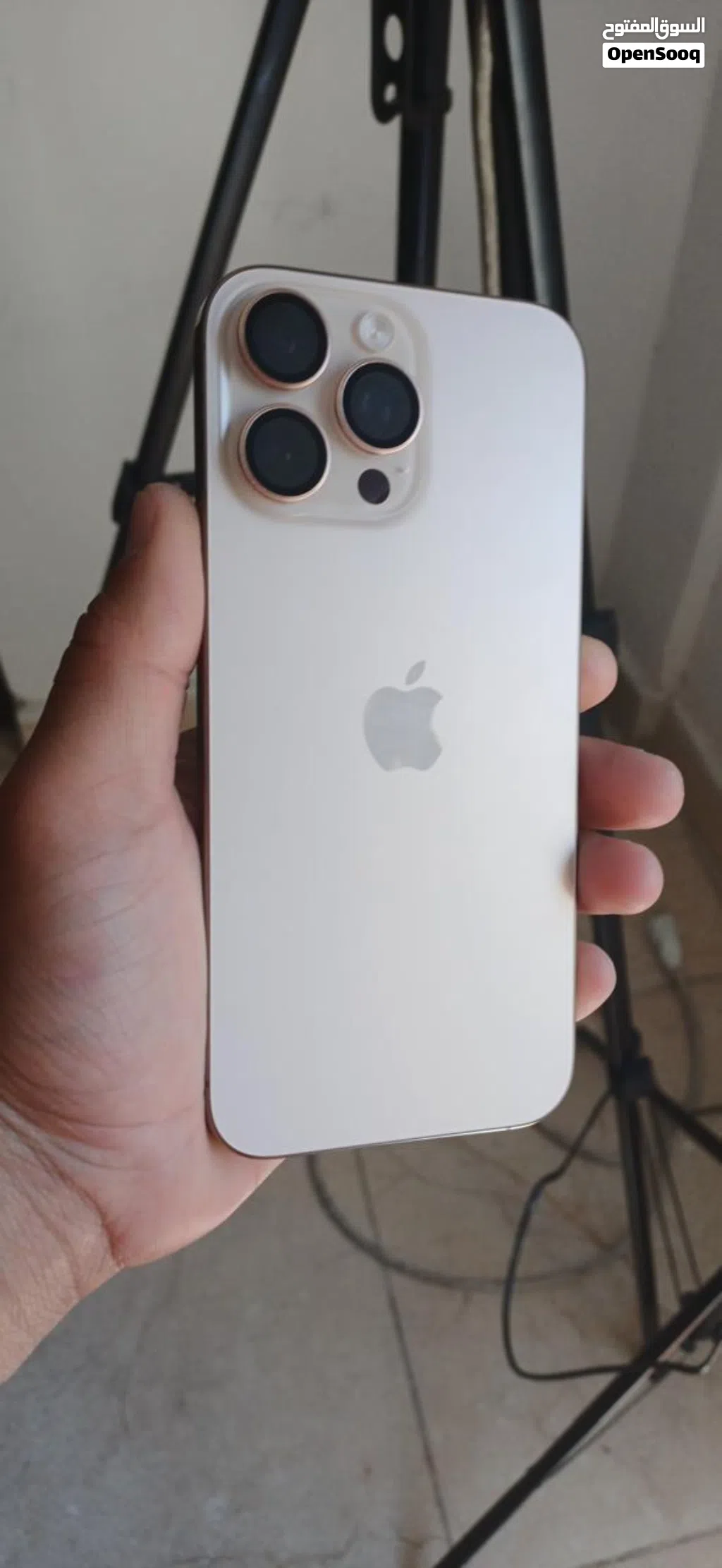 للبيع iPhone 16 Pro Max 256GB - اللون الذهبي المميز نضافة توب