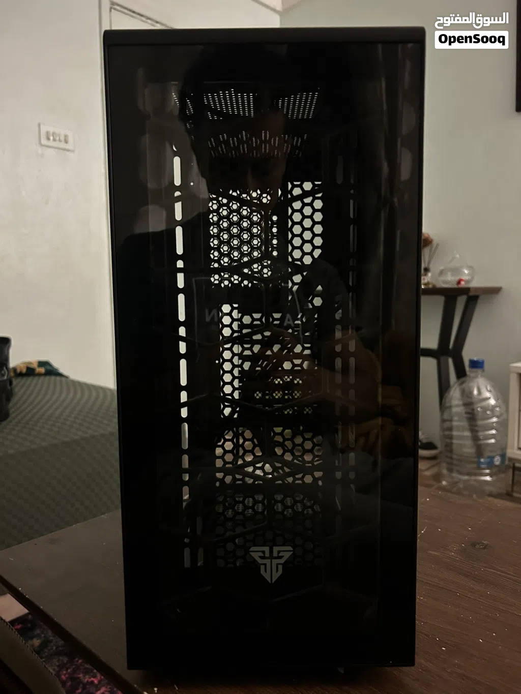 كيسة كمبيوتر جيمنج (Mid Tower)