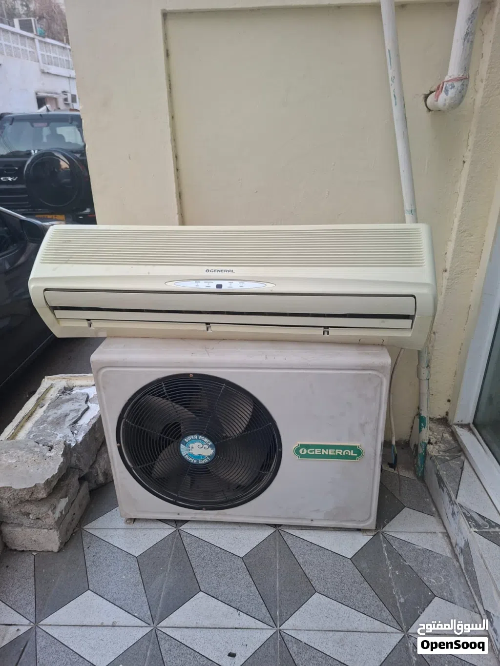 General Split AC 2 Tone Big Compressor for Sale Gas Storage Very good condition very good working m