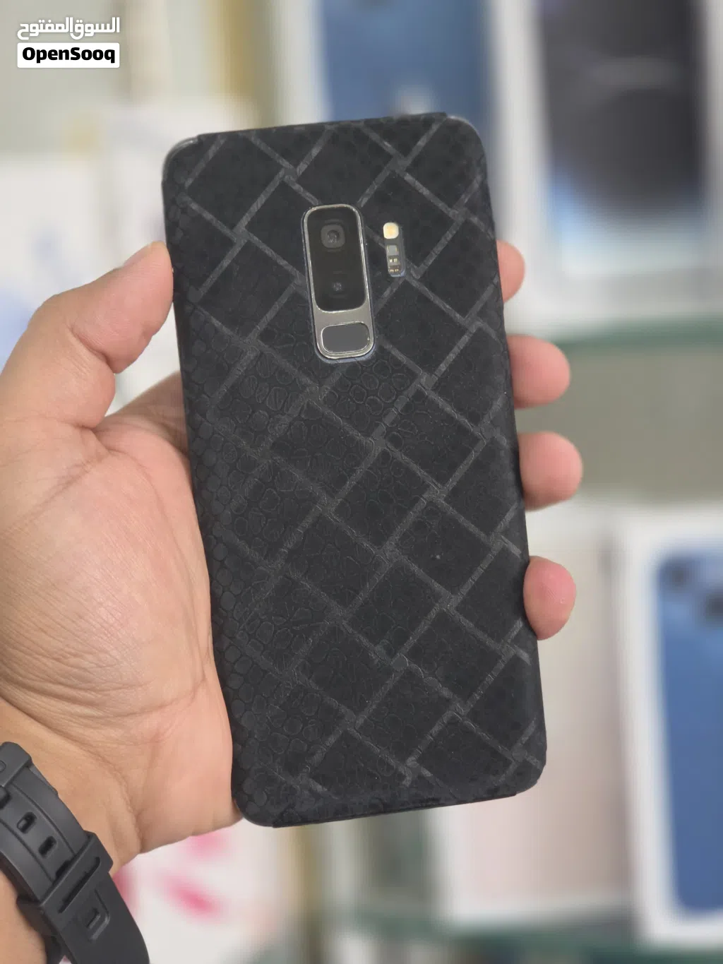 عرض خاص : Samsung Galaxy s9 plus 64gb الهاتف بحالة الوكالة بدون مشاكل مع ضمان و ملحقات
