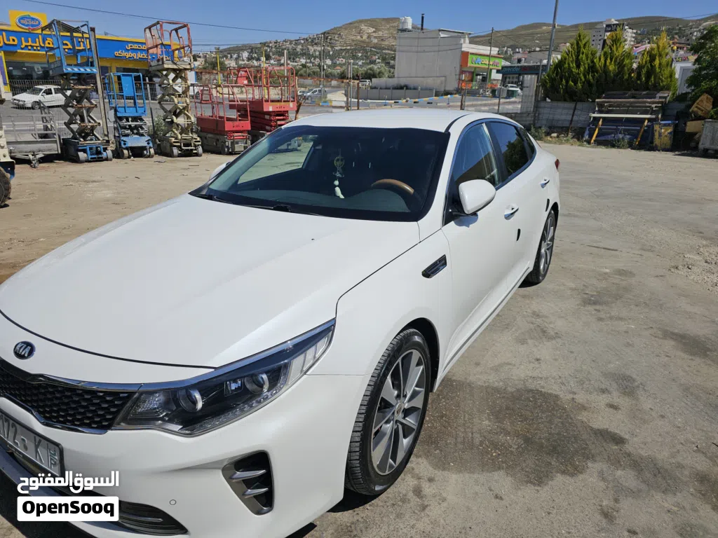 كيا K5 GT