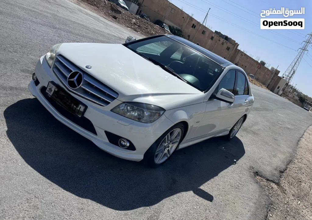 مرسيدس بنز الفئة-C C 200