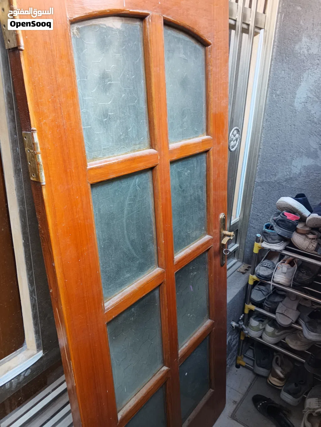 ابواب خشب جاوي تعبا مستخدم