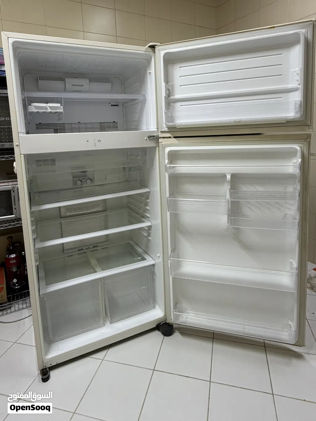 ثلاجة شارب 650 لتر / Sharp fridge 650L