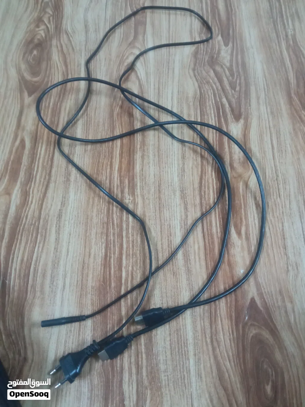 بلي ستيشن 4برو مع كامل المستلزمات