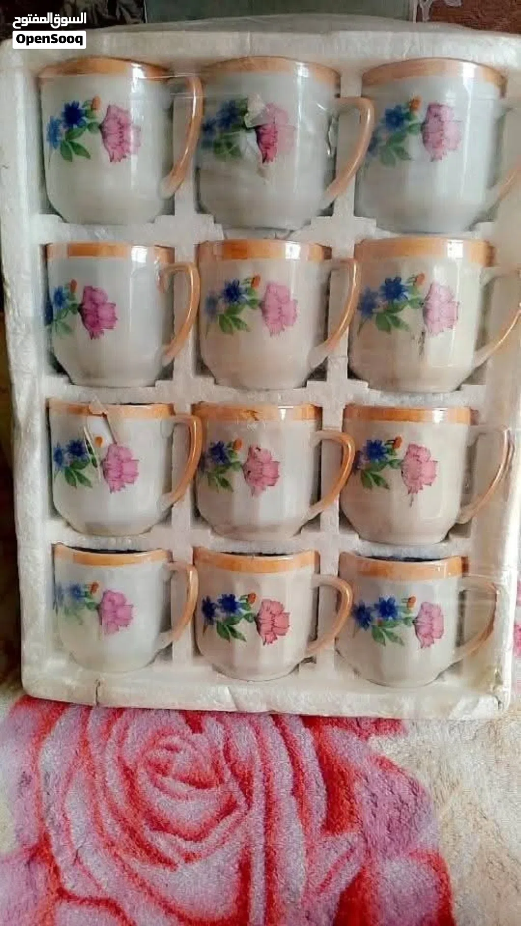 فناجين قهوة