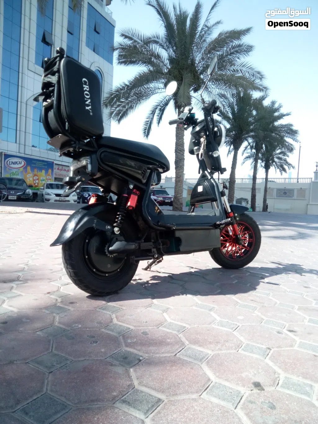 دراجه كهربائيه كبيرة وحديثه ومعدله