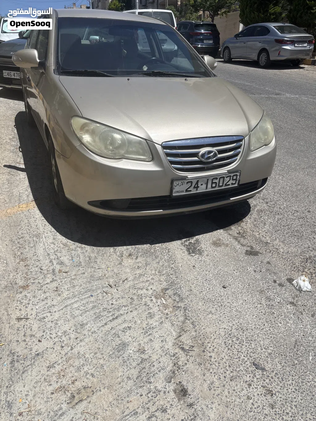 Hyundai Elantra Standard
