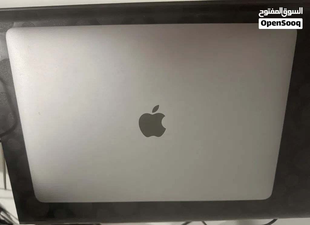 MacBook Pro 2019 13-inch quad core