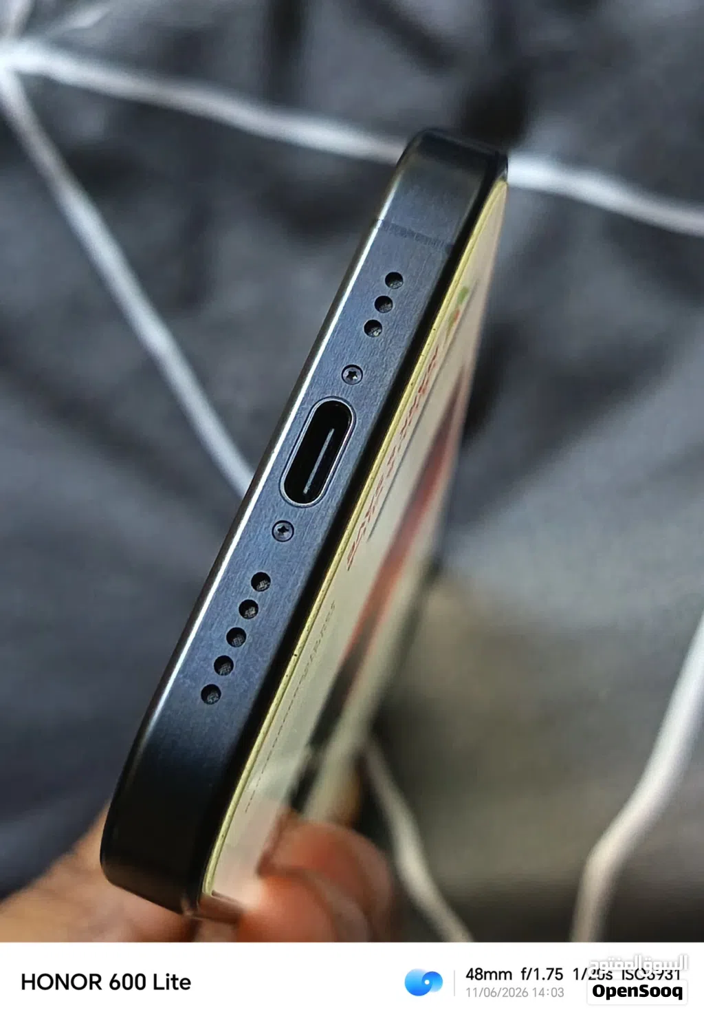 iPhone 15 pro arabic