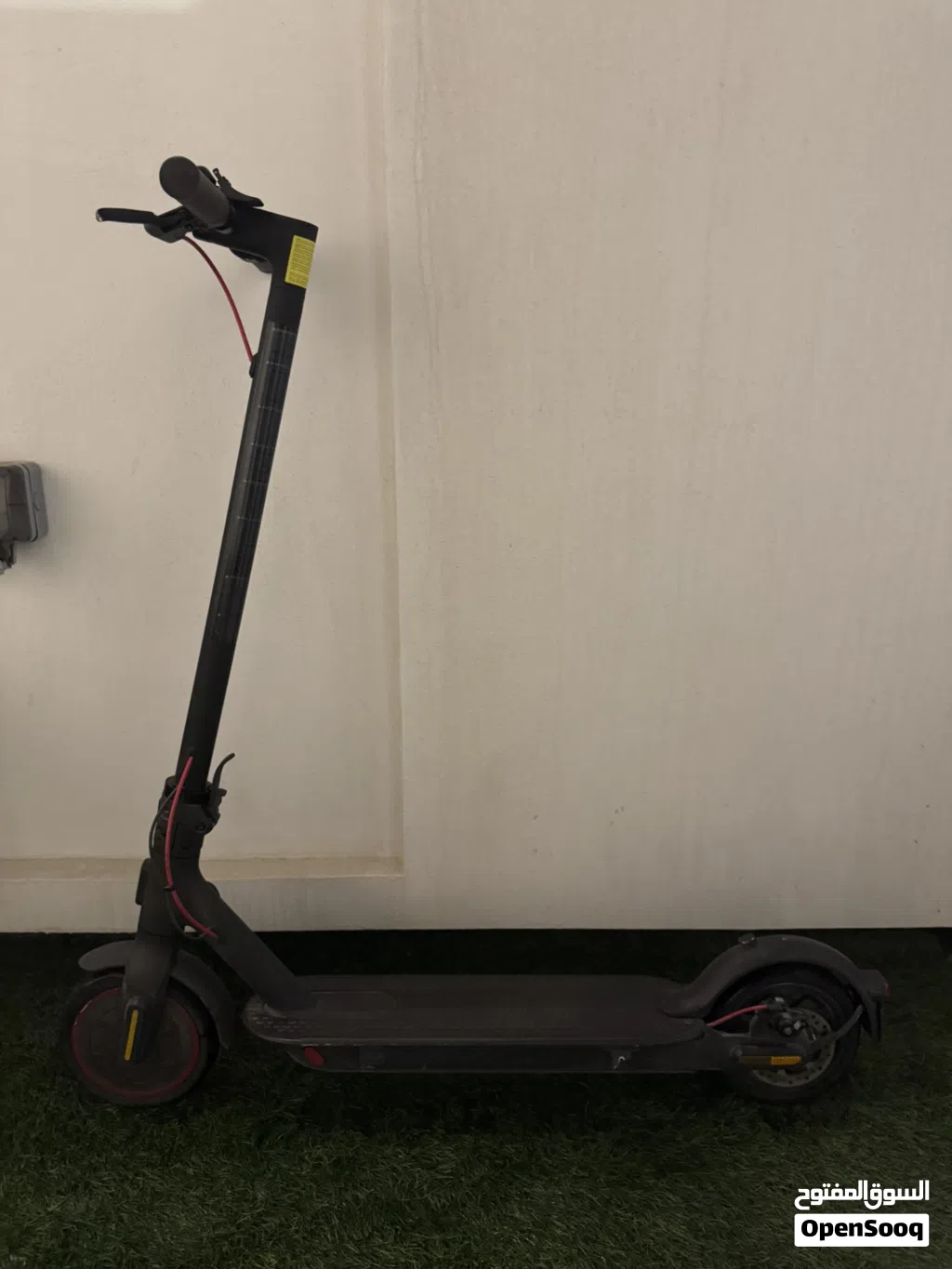 للبيع سكوتر كهربائي electric scooter