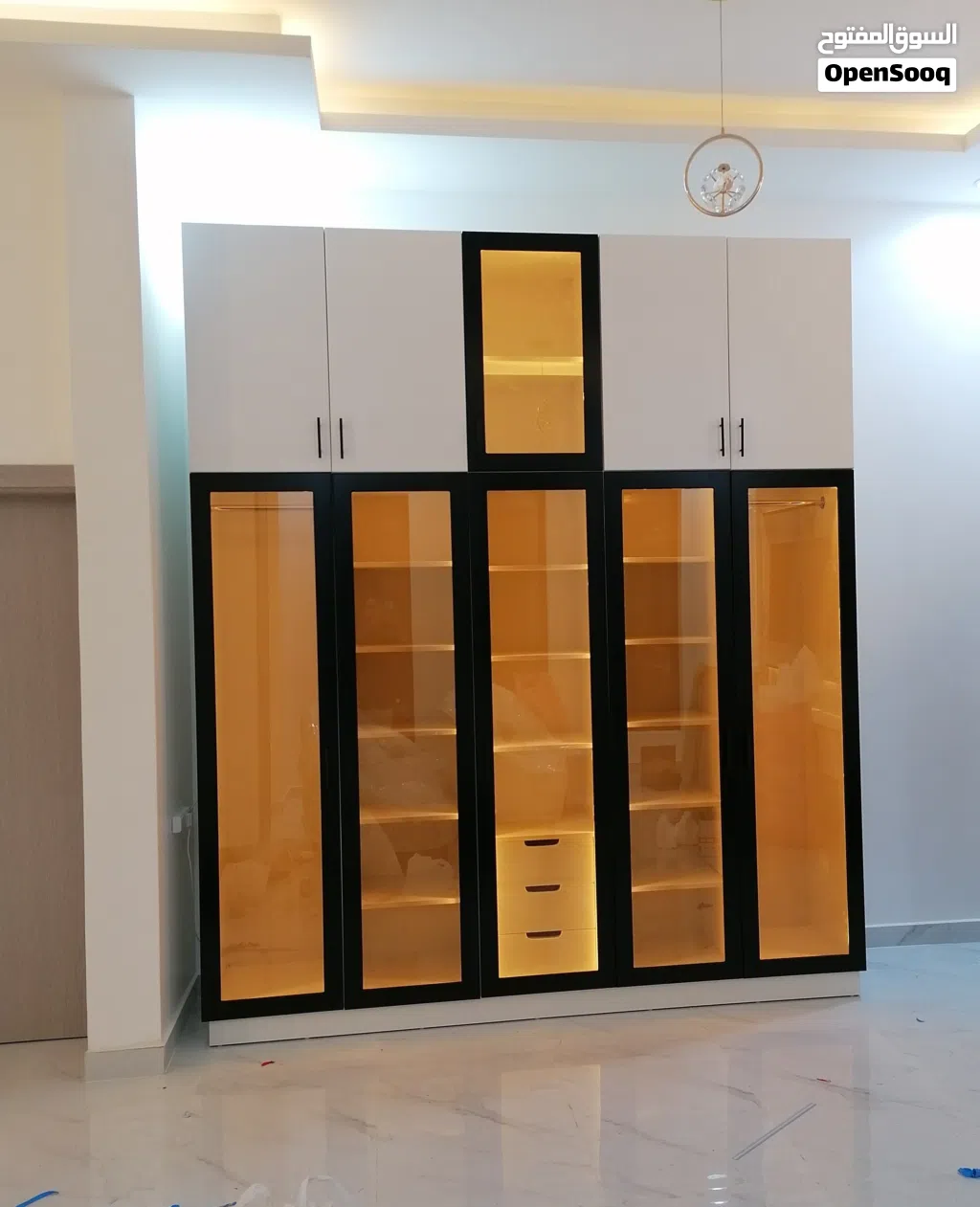 Wardrobe make and working Carpenter workshop