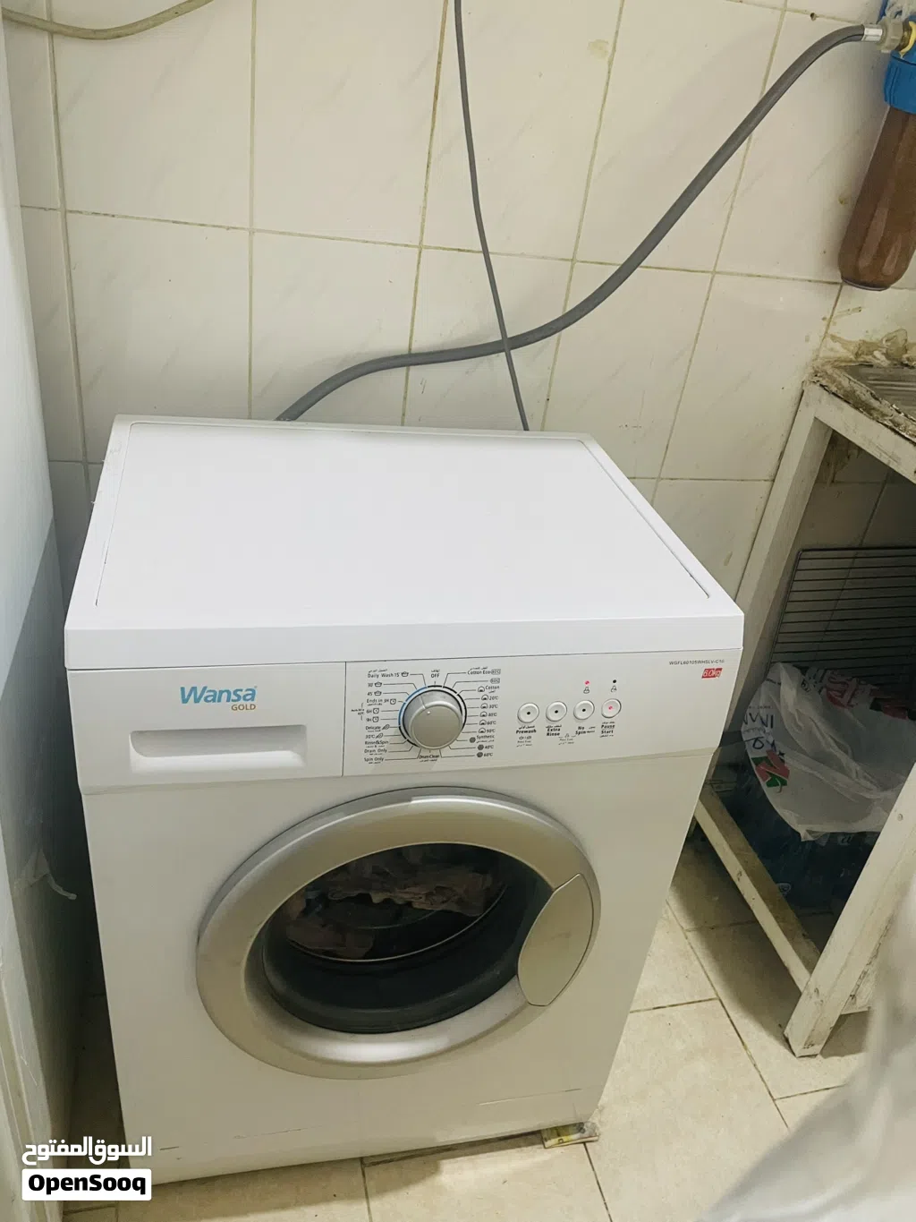استيديو للإيجار بالفرونية