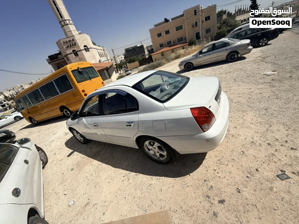هيونداي افانتي Standard