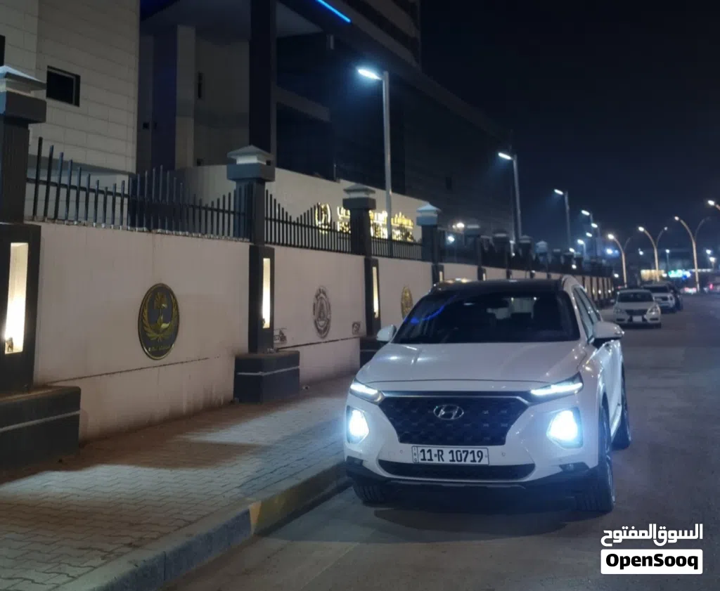 هيونداي سنتافي Standard