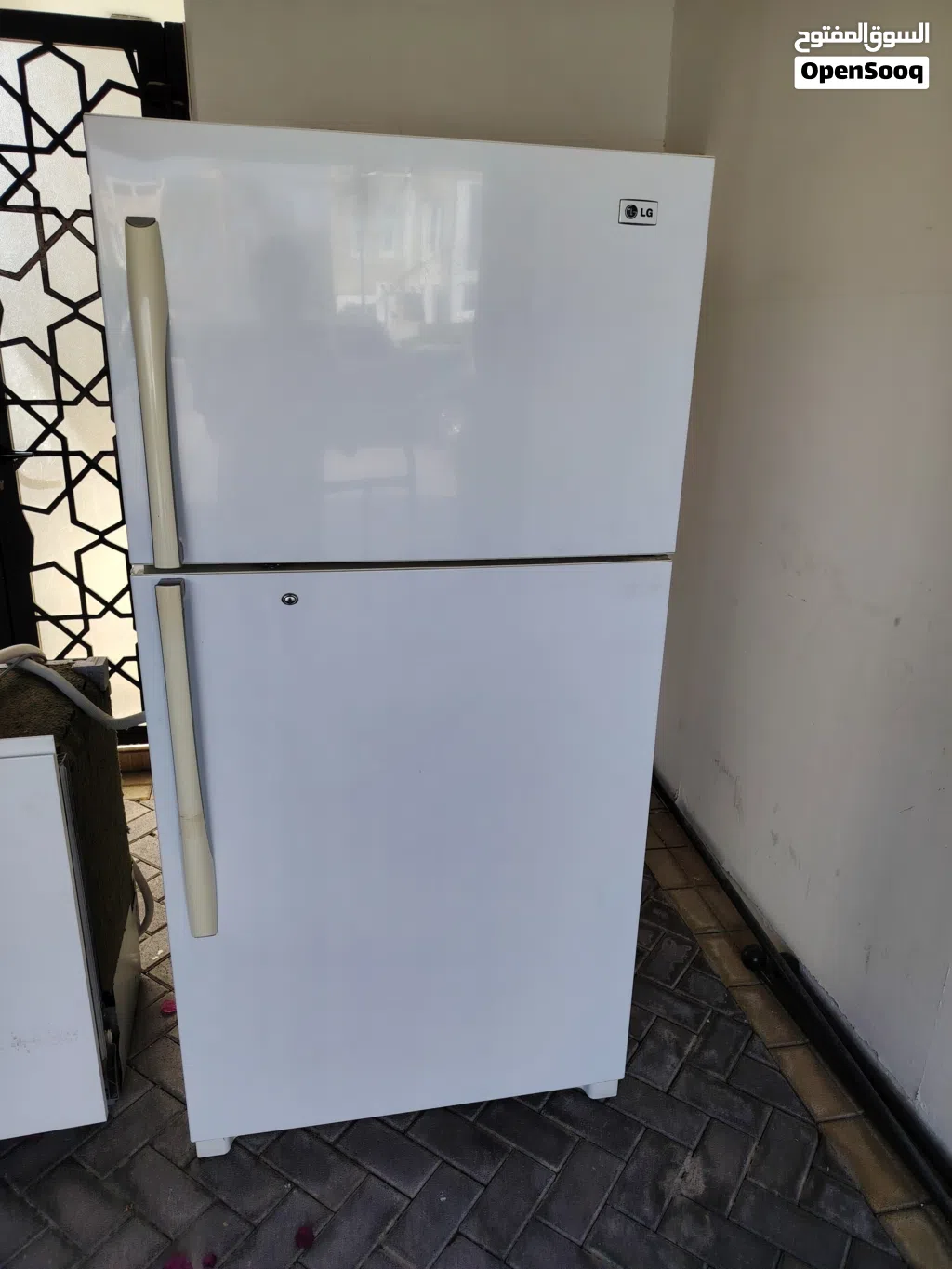 LG refrigerator very good condition
