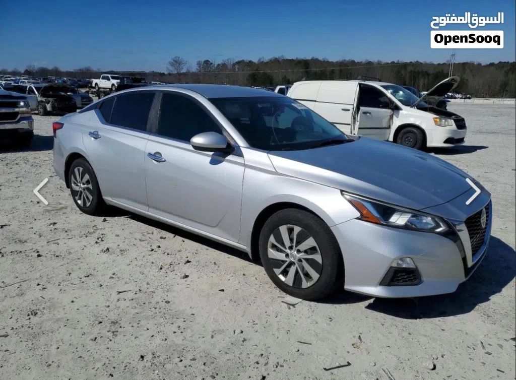 Nissan Altima S