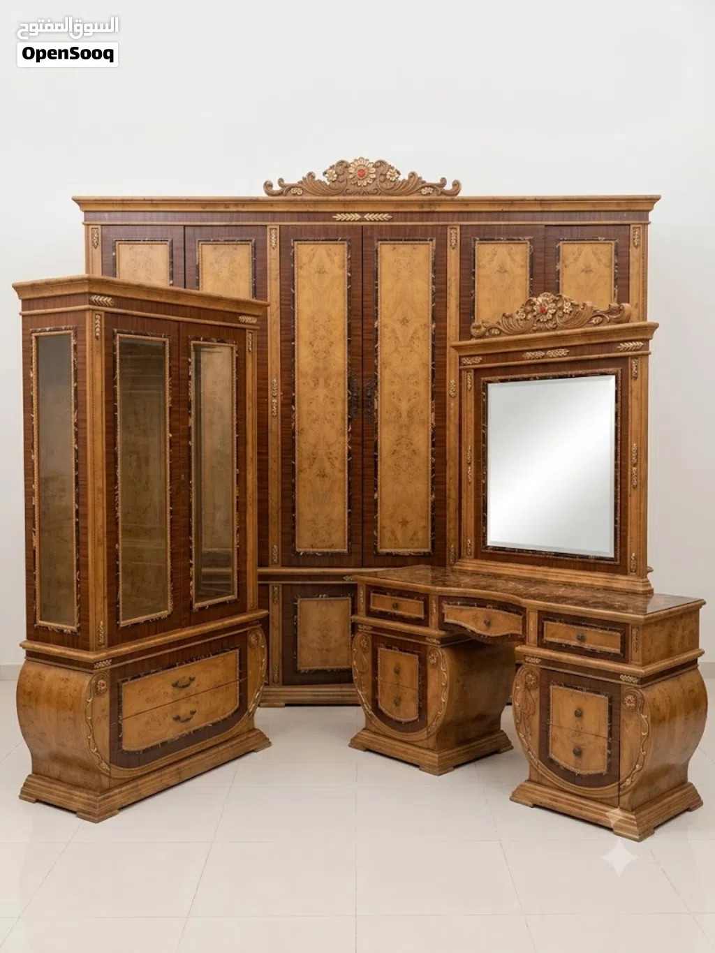 Royal Antique Style Bedroom cupboard Furniture Set (3 Pieces)