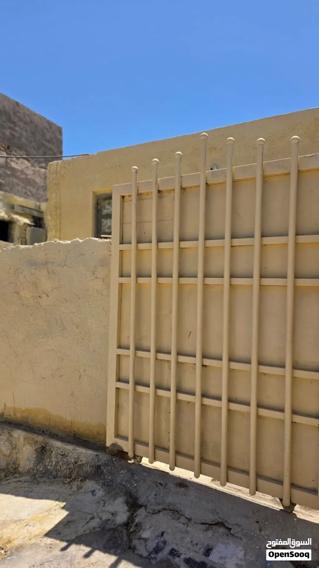 بيت للبيع مساحته 100م طابو زراعي سند 25 عگادة الموقع حي الصناعي شارع المرور خلف جامع السجاد