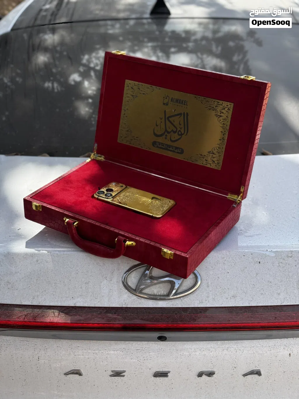 IPHONE 17PRO MAX GOLD EDITION