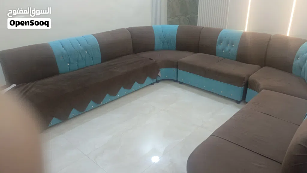 كنب كورنر 9 مقاعد نظيف ما في اي كسر