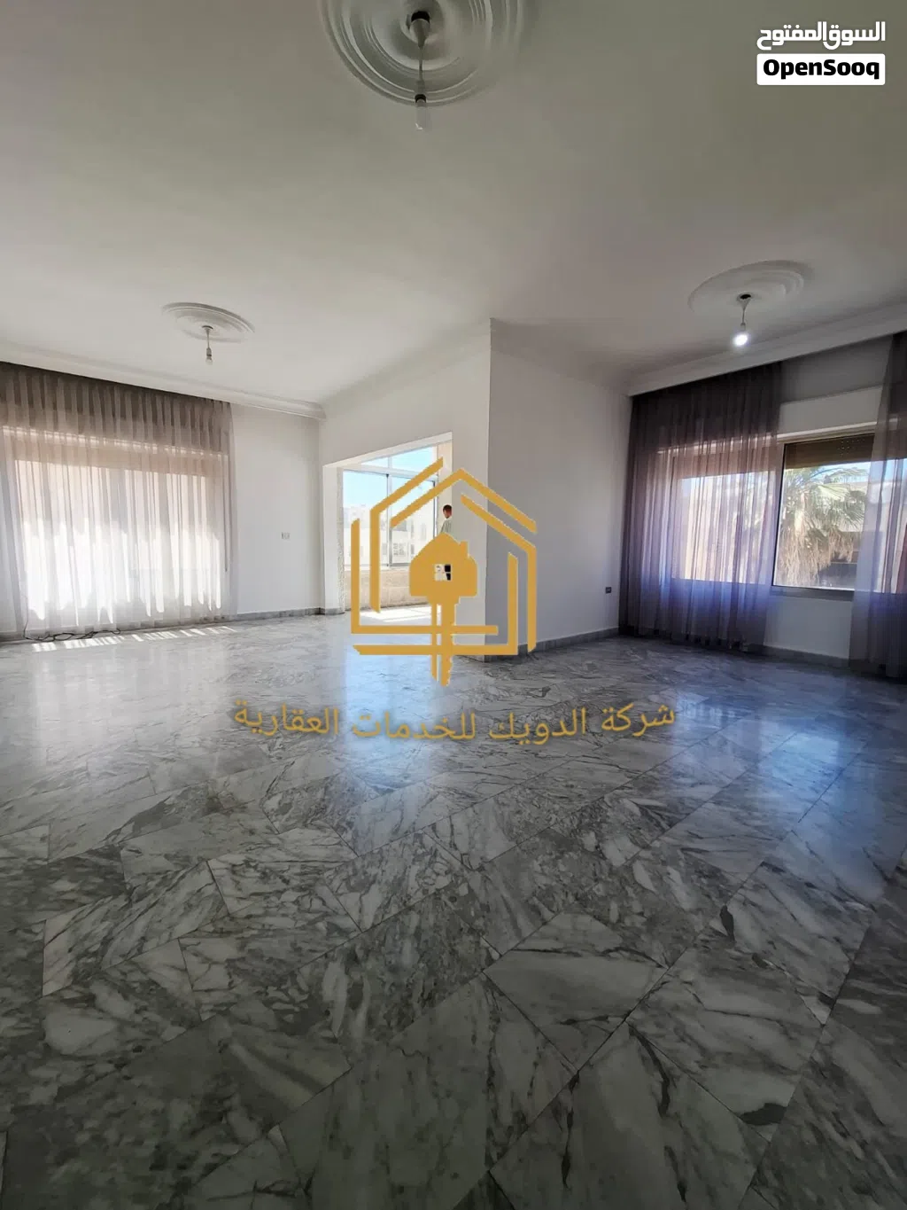 شقة * مميزة * 3نوم * 180م * مطلة * ام اذينة