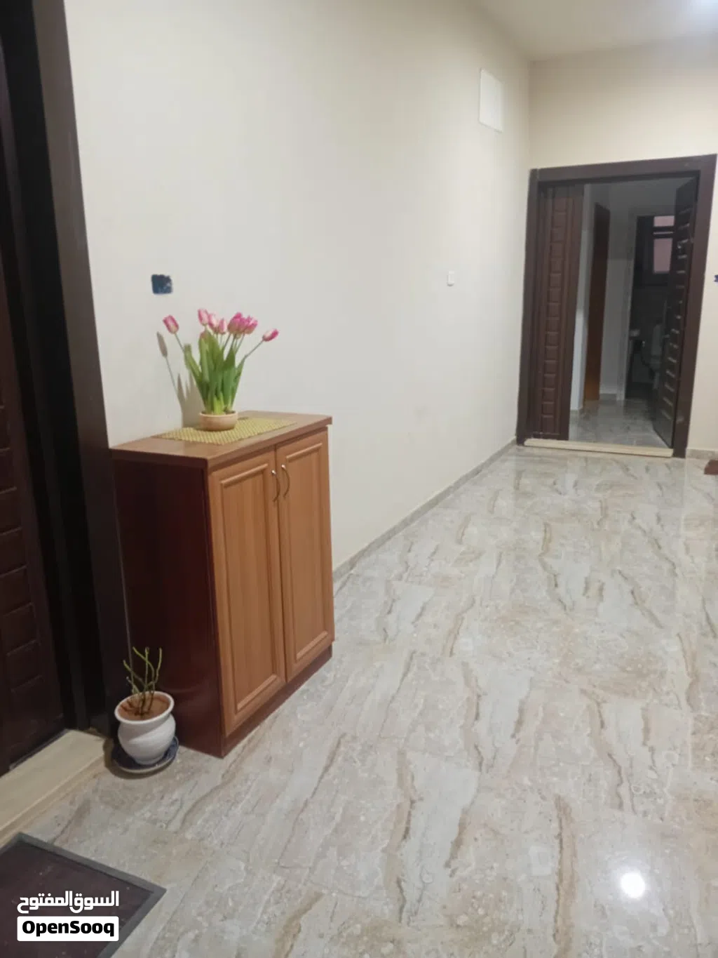 شقة للايجار 1200