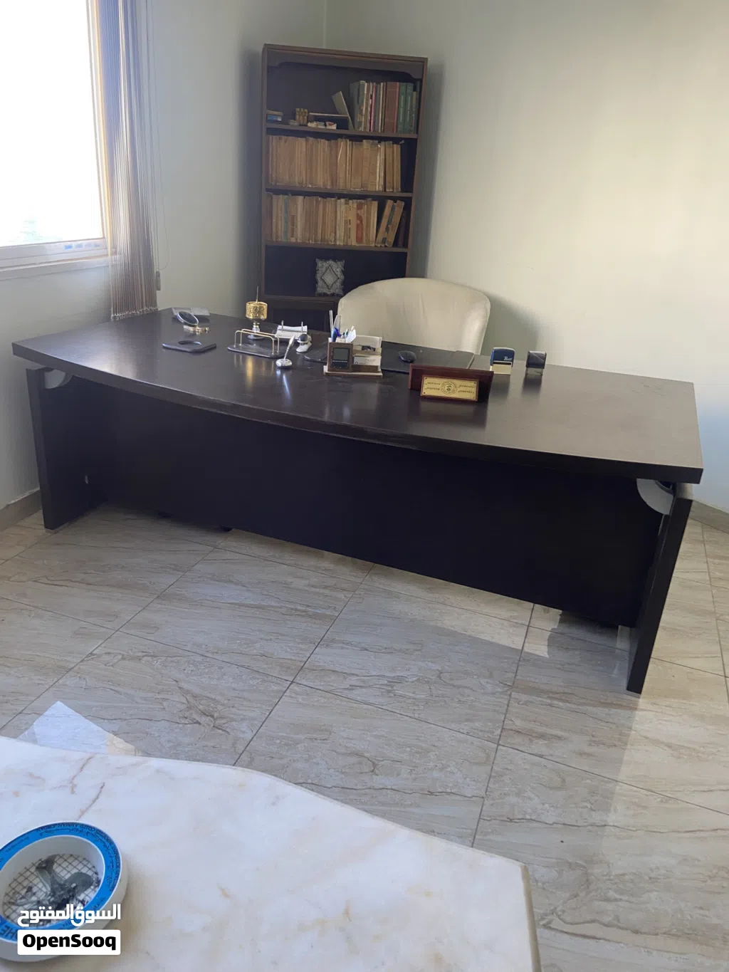 عيادة أسنان جاهزة للبيع او الضمان جبل الاشرفيه