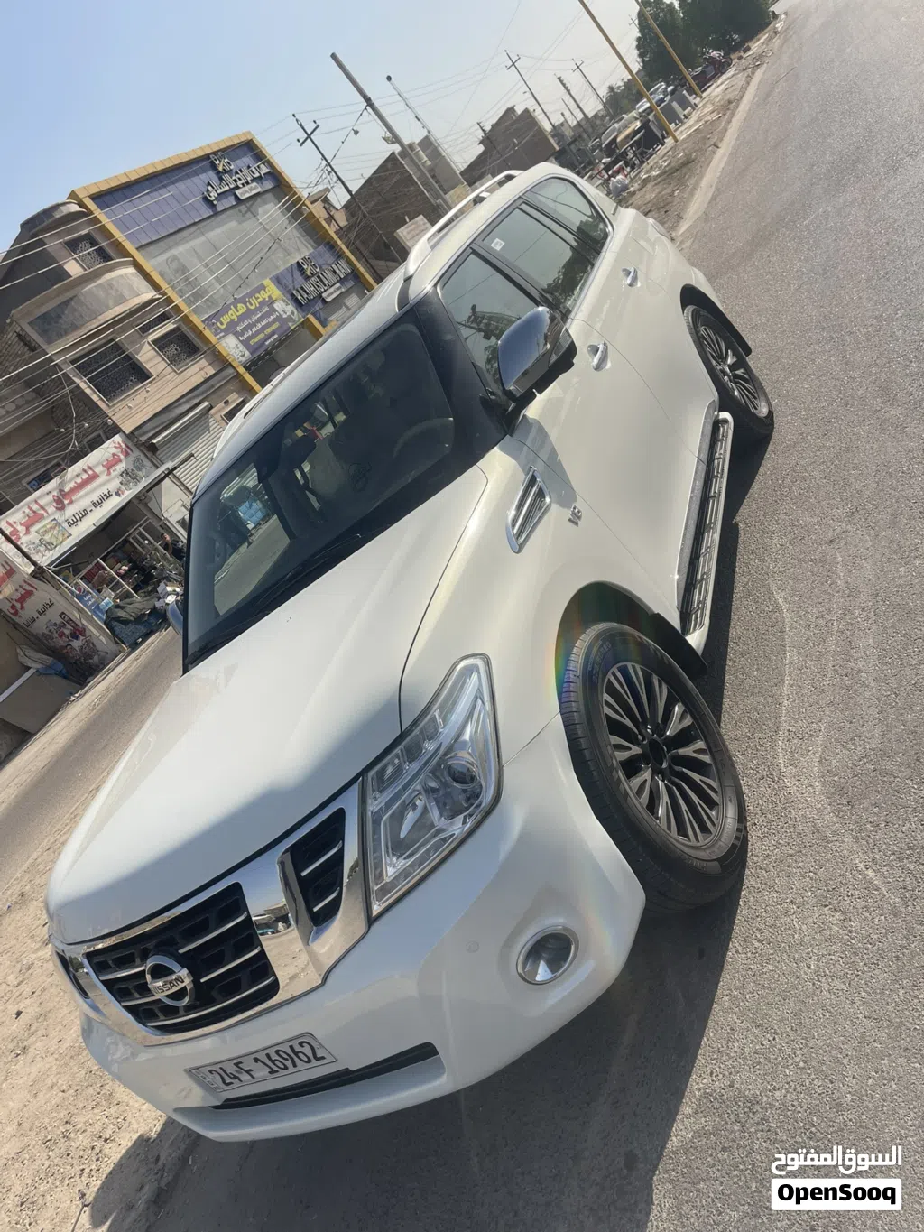 نیسان پاترۆل LE Platinum