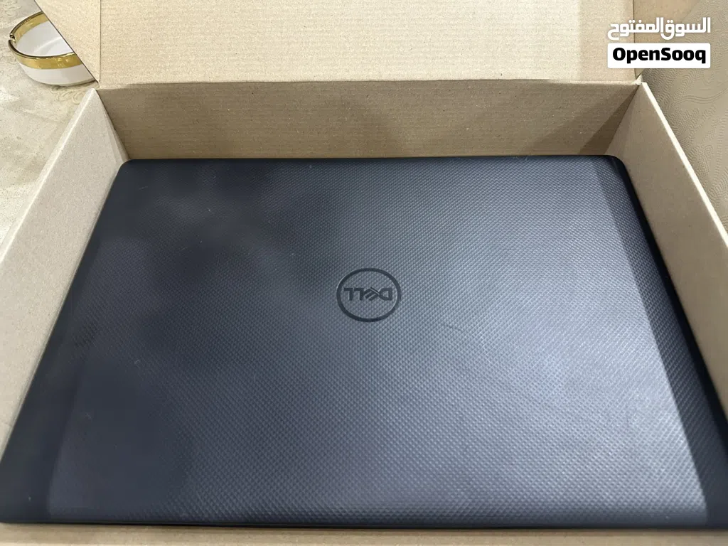 لابتوب dell رام 16 و i5 شاشة كبيرة بحالة ممتازه سعرر