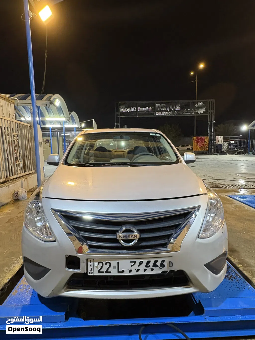 Nissan Sunny Standard