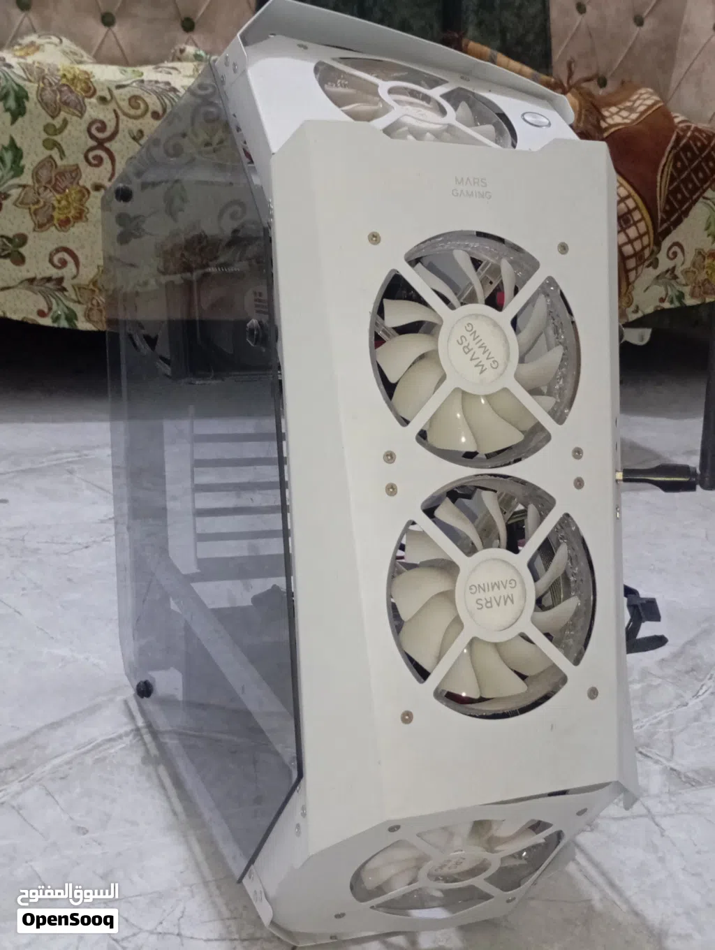 تجميعة حاسبة ( I7-8700)