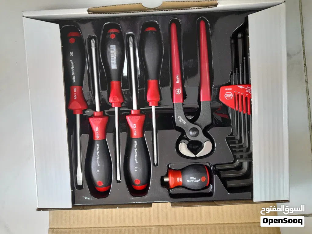 BOSCH ( German)-Comprehensive Screwdriver and Tool Set