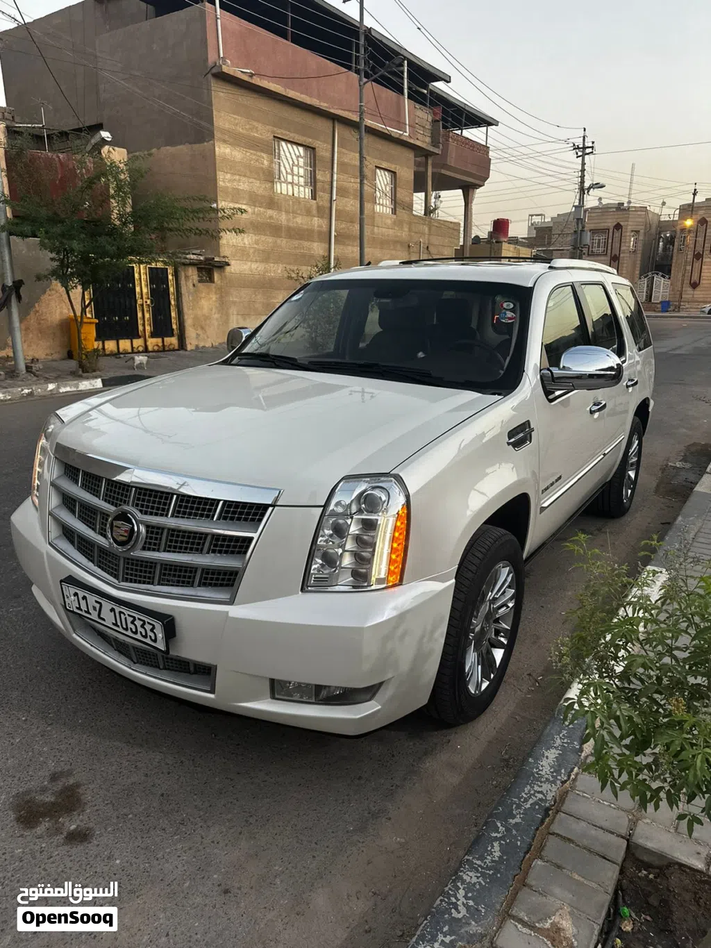 کادیلاک ئێسکالەید Platinum