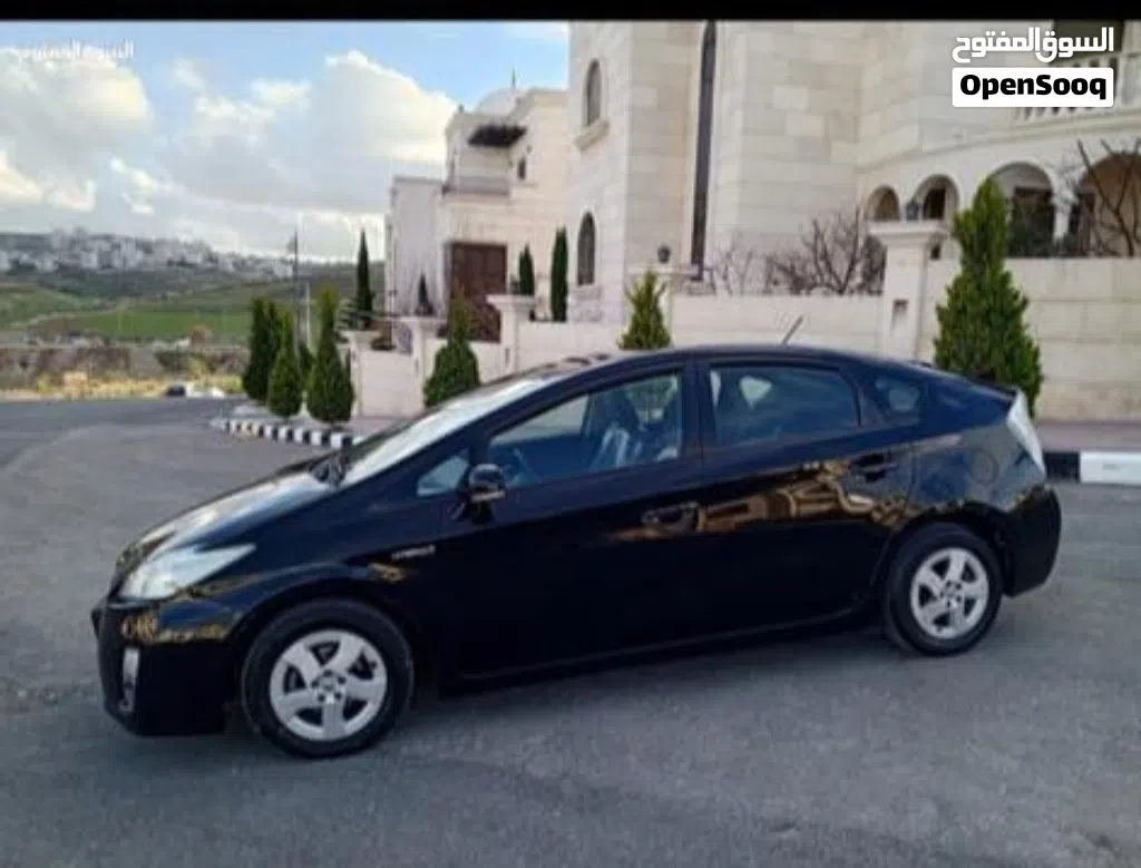 تويوتا بريوس Prius