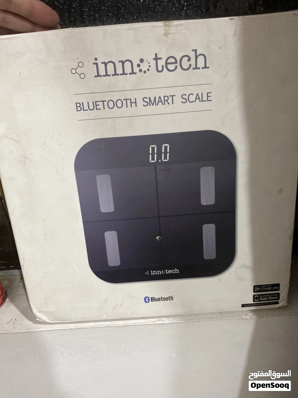 Inn tech جهاز قياس الوزن و الحراره و اشياء اخره تابعه للرياضين