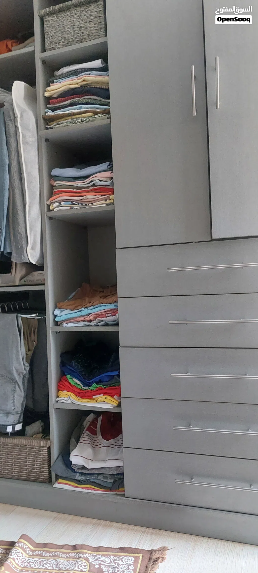 دريسنج وتسريحة للبيع