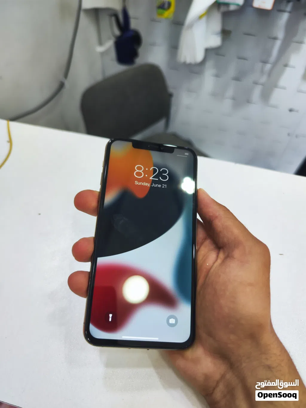 ايفون 11بروماكس